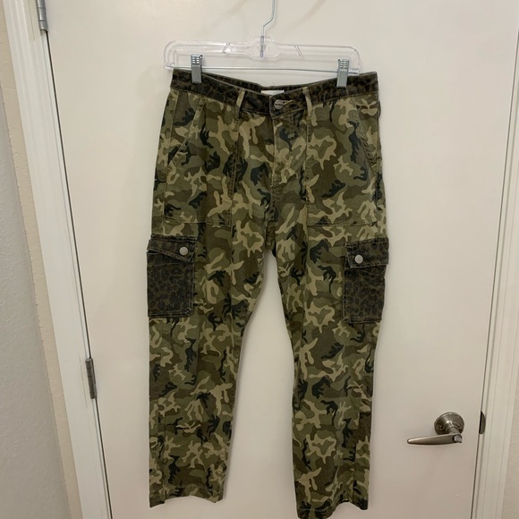 Driftwood Slouchy Safari Cargo - Picture 3 of 10